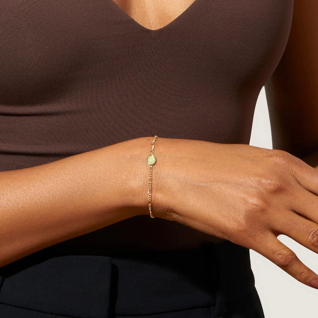 Simple Green Dongling Bracelet