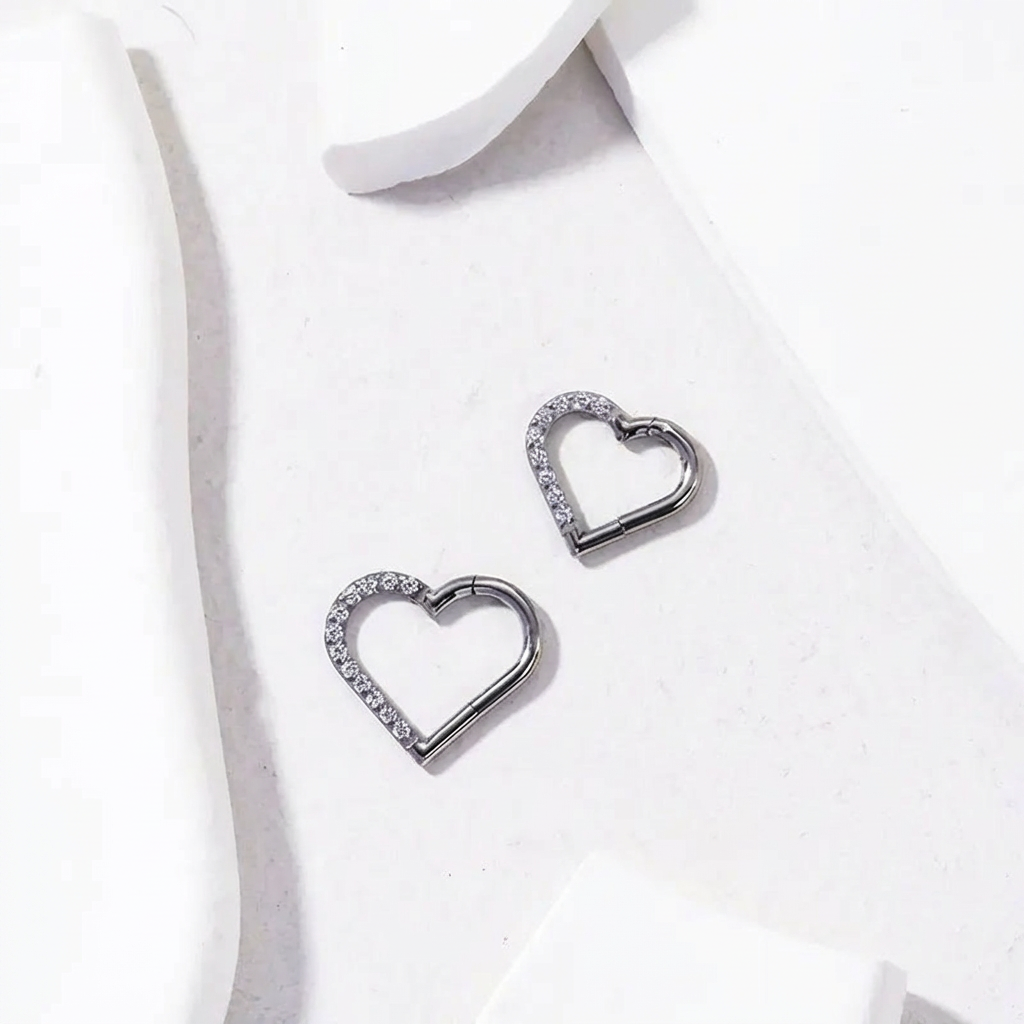 Heart-Shaped Cartilage Piercing Earring 16G